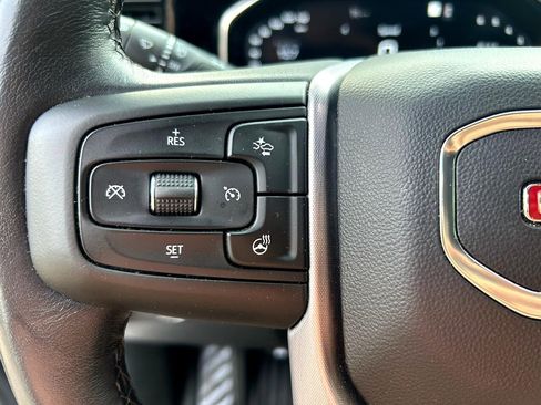 Used 2022 GMC Sierra 1500 Elevation image 12