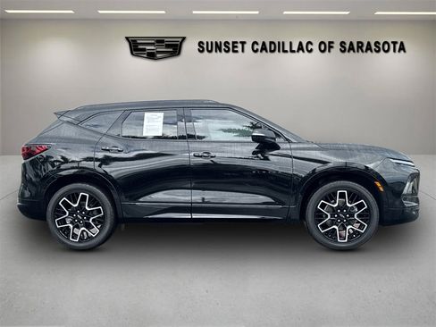 Used 2023 Chevrolet Blazer RS w/ Driver Confidence II Package FWD image 3