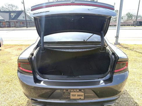 Used 2018 Dodge Charger SXT Plus image 13