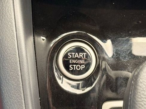 New 2025 Nissan Versa SV w/ Trunk Package image 26