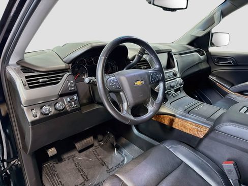 Used 2019 Chevrolet Suburban Premier w/ Max Trailering Package AWD/4WD image 11