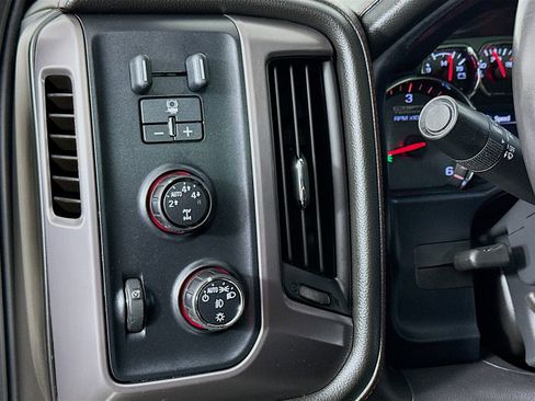 Used 2014 GMC Sierra 1500 SLT w/ All-Terrain Package AWD/4WD image 10