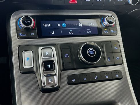 Used 2024 Hyundai Palisade Calligraphy FWD image 25