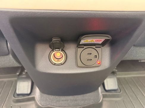 Used 2024 Hyundai Palisade Limited AWD/4WD image 47