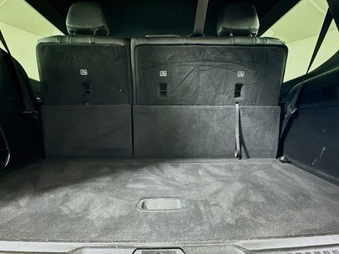 Used 2022 Jeep Wagoneer Series I w/ Rear Seat Video Group 1 image 30