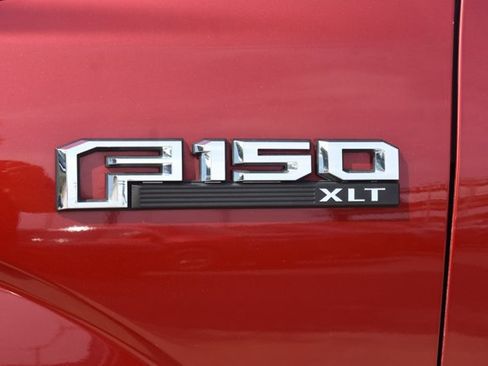 Used 2019 Ford F150 XLT w/ Equipment Group 302A Luxury RWD image 11