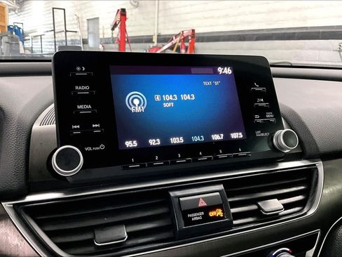 Used 2020 Honda Accord LX image 34