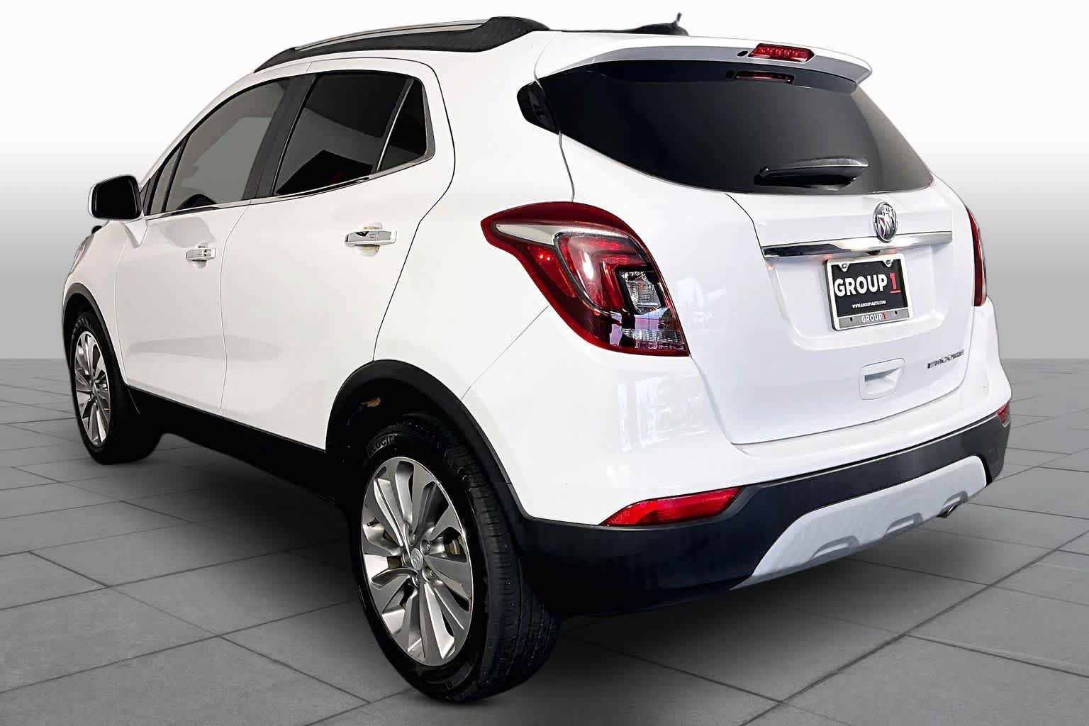 Used 2020 Buick Encore FWD image 11