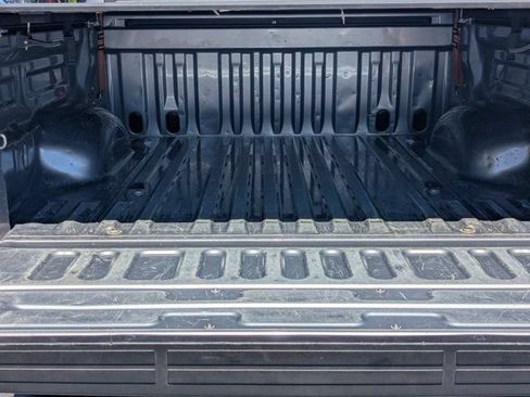 Used 2019 Toyota Tundra Platinum AWD/4WD image 16