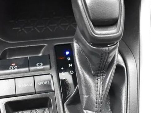 Used 2024 Toyota RAV4 XLE image 35