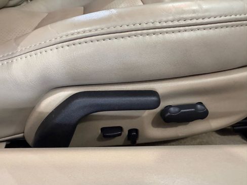 Used 2009 Chevrolet Corvette Convertible w/ Preferred Equipment Group image 17