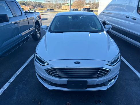 Used 2018 Ford Fusion SE w/ Equipment Group 602A image 28