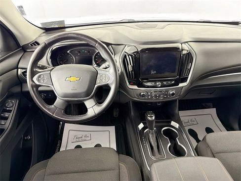 Used 2020 Chevrolet Traverse LT image 21