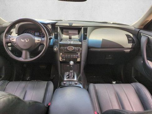 Used 2017 INFINITI QX70 2WD image 18