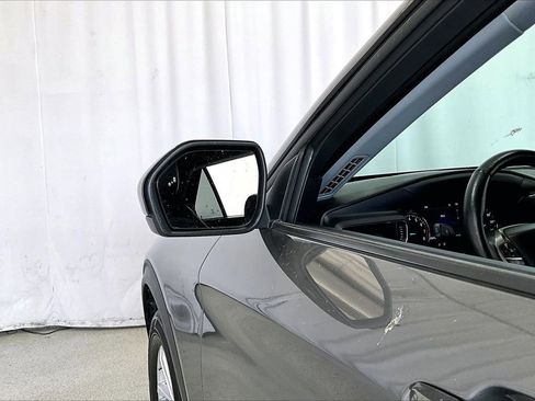 Used 2023 Ford Explorer XLT w/ Equipment Group 202A image 9