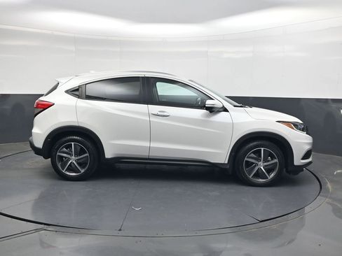Used 2022 Honda HR-V EX image 3
