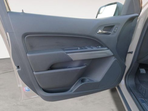 Used 2022 Chevrolet Colorado ZR2 w/ ZR2 Dusk Special Edition image 11