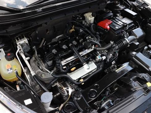 Used 2021 Nissan Kicks SV FWD image 48