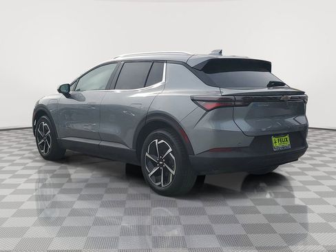 New 2026 Chevrolet Equinox EV LT image 4