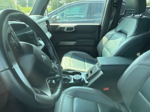 Used 2023 Ford Bronco Outer Banks AWD/4WD image 8