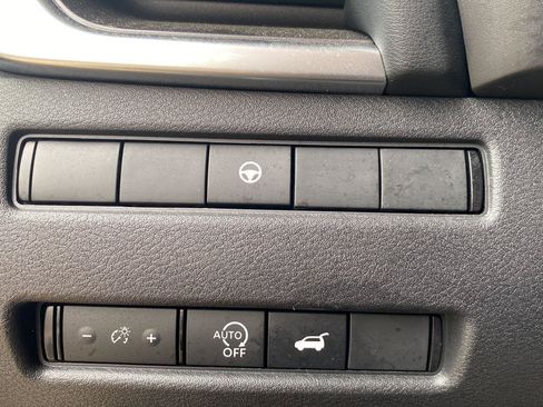 Certified 2023 Nissan Rogue SV w/ SV Premium B Package AWD/4WD image 32