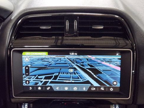 Used 2020 Jaguar F-PACE Premium AWD/4WD image 38