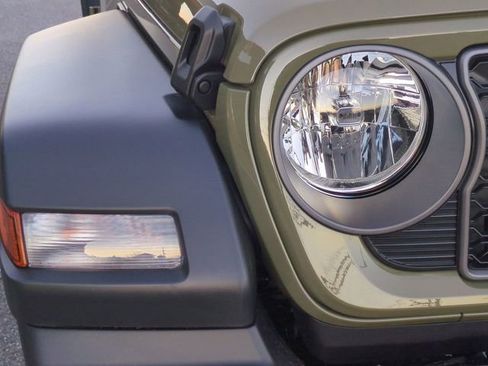 New 2026 Jeep Wrangler Sport AWD/4WD image 10