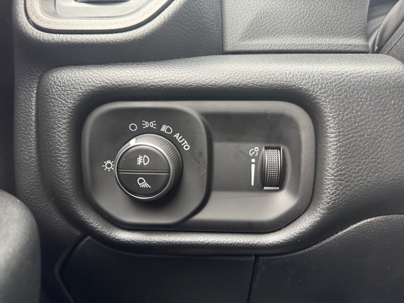 New 2027 RAM 2500 Tradesman AWD/4WD image 26