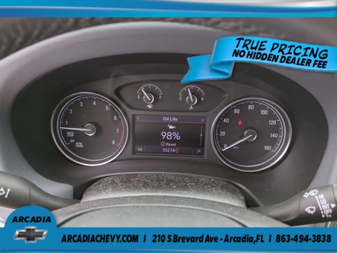 Used 2021 Buick Enclave Essence FWD image 3