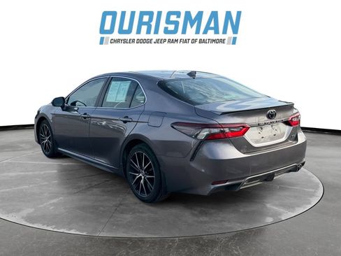 Used 2023 Toyota Camry SE w/ Blackout Package (TMS) image 4