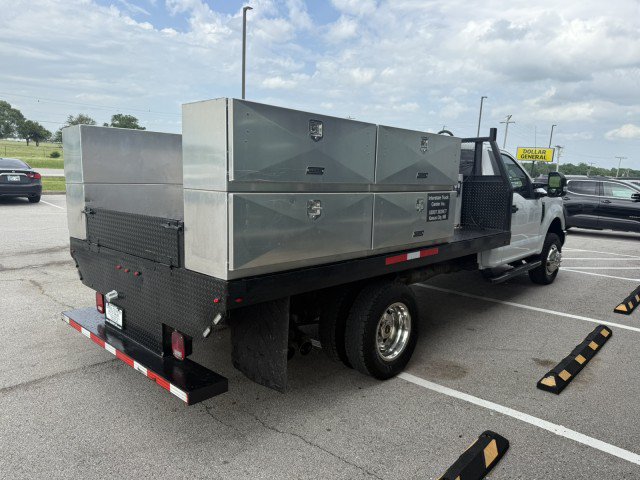 Used 2018 Ford F350 XL w/ Power Equipment Group AWD/4WD image 3