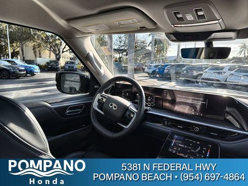 Used 2025 INFINITI QX80 Luxe RWD image 18