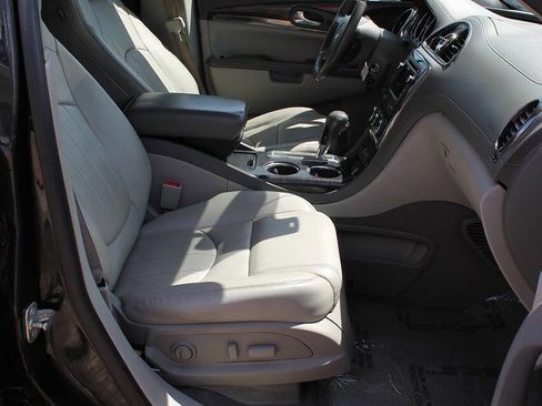 Used 2017 Buick Enclave Premium w/ Experience Buick Package AWD/4WD image 27