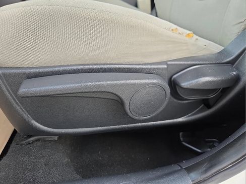 Used 2013 Kia Forte EX FWD image 15