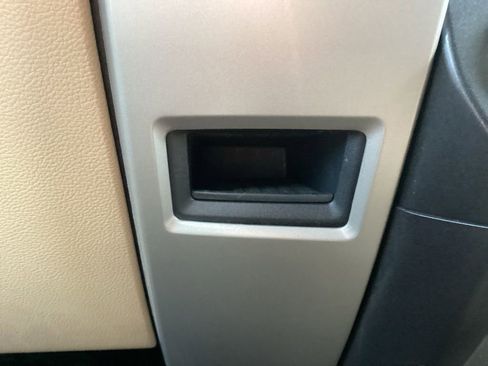 Used 2019 Ford F150 Lariat image 57