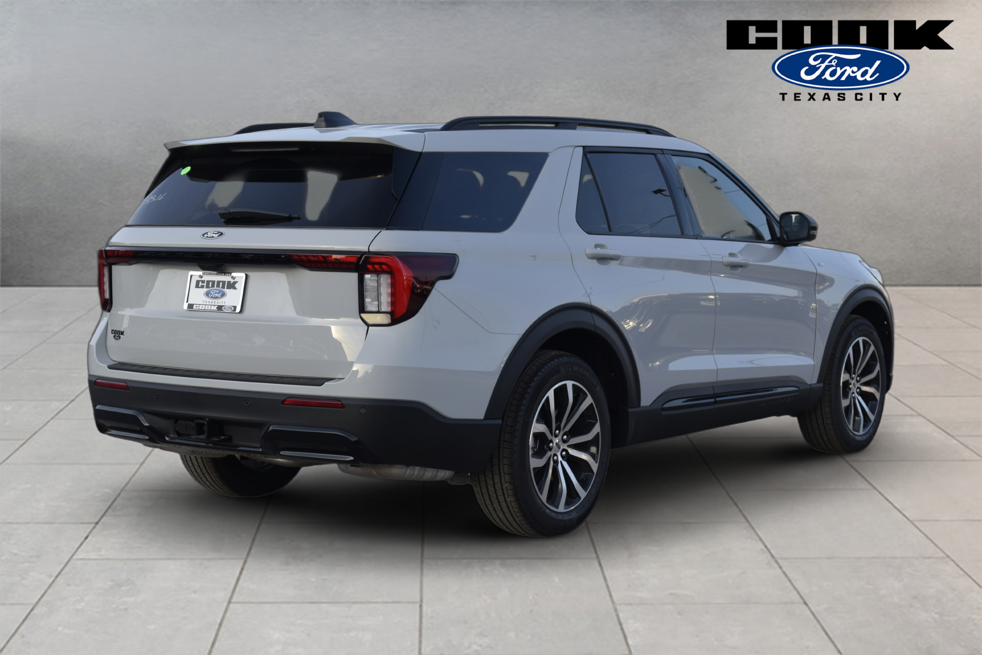 New 2027 Ford Explorer ST-Line w/ Premium Package RWD image 3