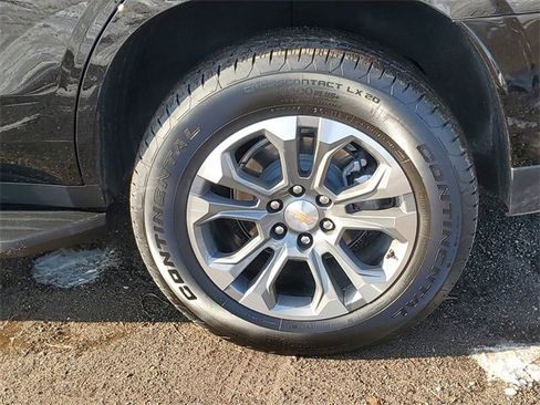 Used 2025 Chevrolet Tahoe LS image 5