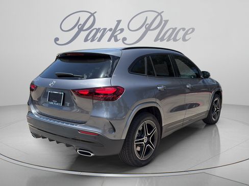 Certified 2025 Mercedes-Benz GLA 250 image 5