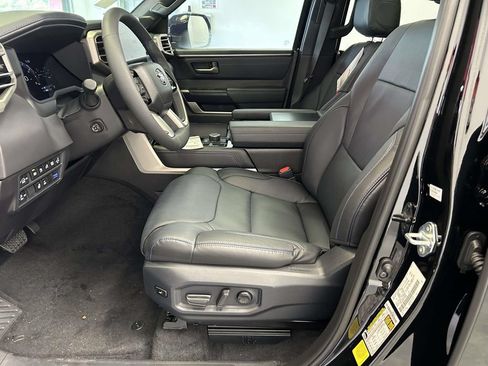 Used 2026 Toyota Sequoia Platinum AWD/4WD image 18
