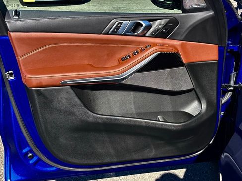 Used 2026 BMW X5 M60i image 18