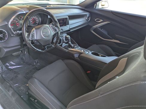 Used 2023 Chevrolet Camaro LT image 25