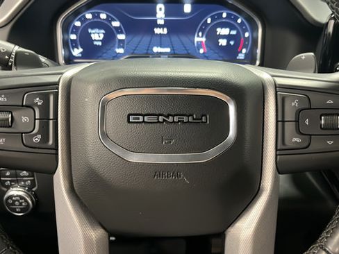 Used 2022 GMC Sierra 1500 Denali AWD/4WD image 16