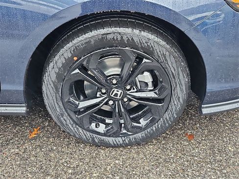 New 2025 Honda Accord SE image 4