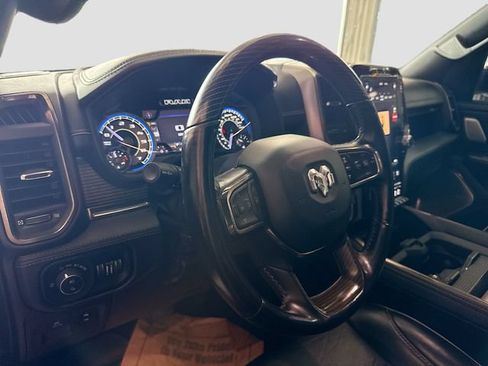 Used 2021 RAM 1500 Limited AWD/4WD image 10