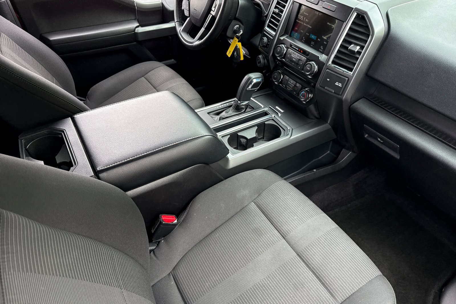 Used 2016 Ford F150 XLT w/ Equipment Group 302A Luxury AWD/4WD image 16