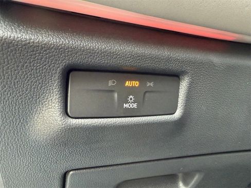 New 2026 Volkswagen Tiguan SE R-Line image 14