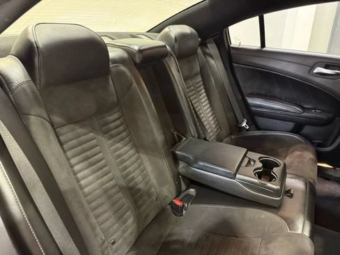 Used 2019 Dodge Charger Scat Pack w/ Daytona Edition Group RWD image 30
