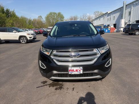 Used 2016 Ford Edge Titanium w/ Equipment Group 302A AWD/4WD image 12