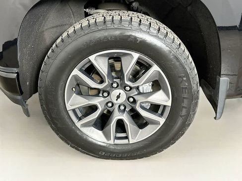 Used 2022 Chevrolet Silverado 1500 RST AWD/4WD image 8