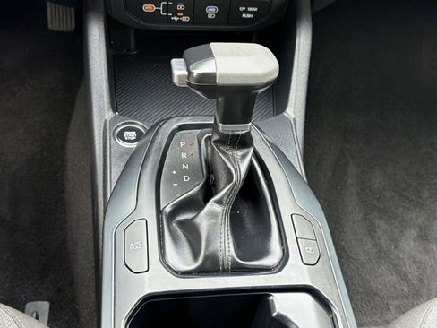 Used 2025 Kia K4 FWD image 20